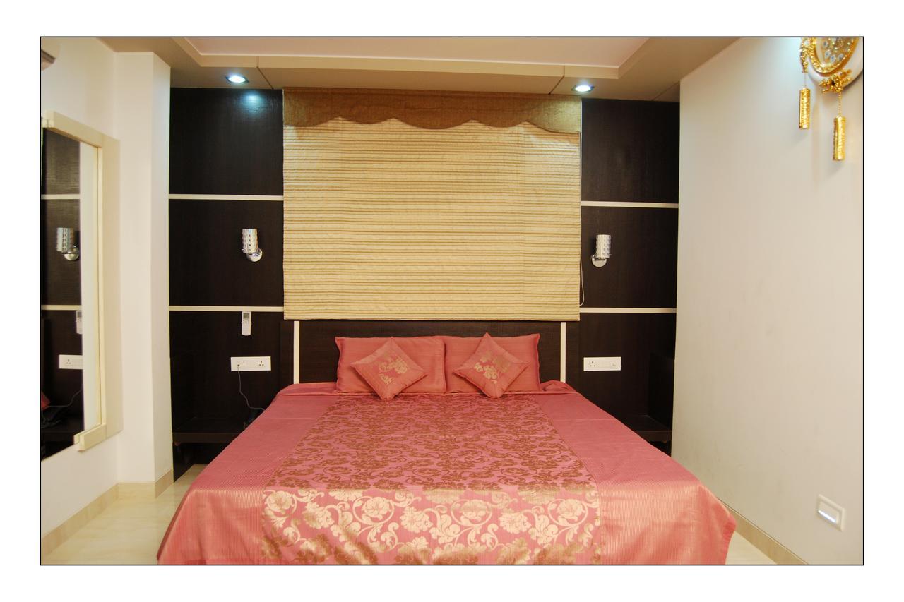 Hotel Jinendra Palace Divisione di Divisione di Jaipur Esterno foto