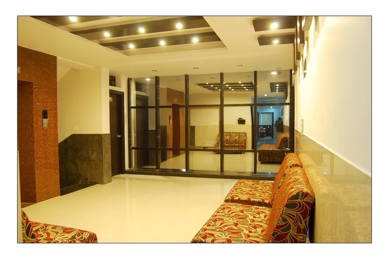 Hotel Jinendra Palace Divisione di Divisione di Jaipur Esterno foto