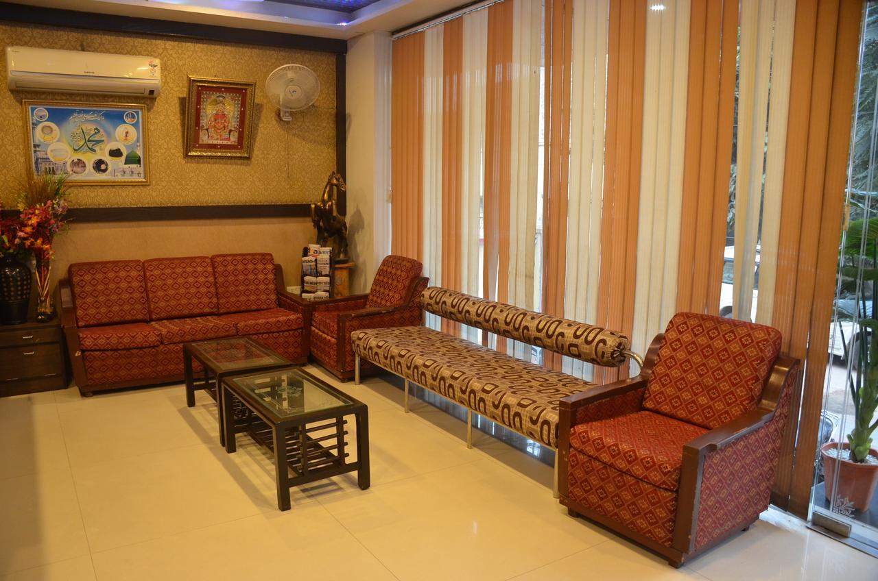 Hotel Jinendra Palace Divisione di Divisione di Jaipur Esterno foto