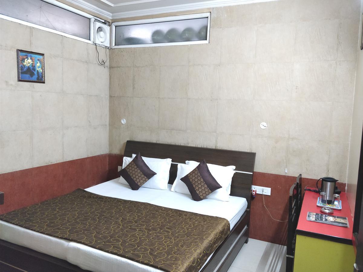 Hotel Jinendra Palace Divisione di Divisione di Jaipur Esterno foto